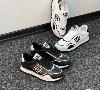 logo sneakers